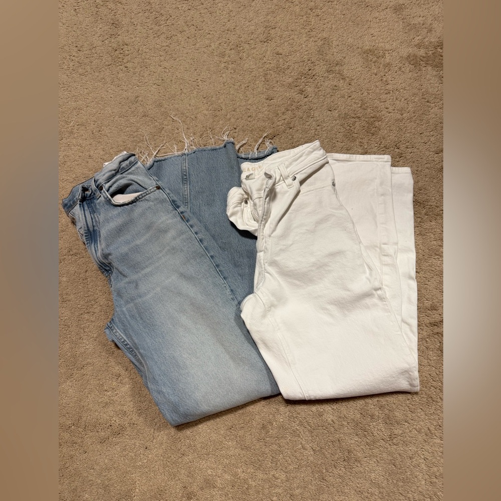 Set of 2 pairs of size 6 jeans
